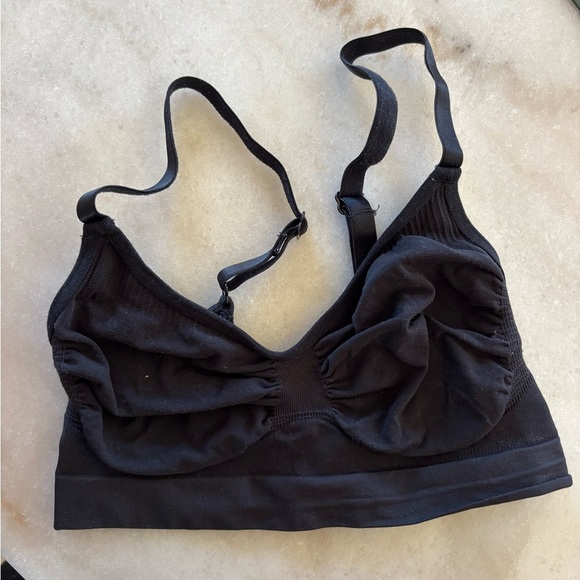 SKIMS Black Bra with Racerback Design and V-Shaped Neckline - Picture 1 of 3